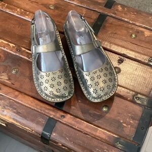 Alegria Metallic Gold Mules